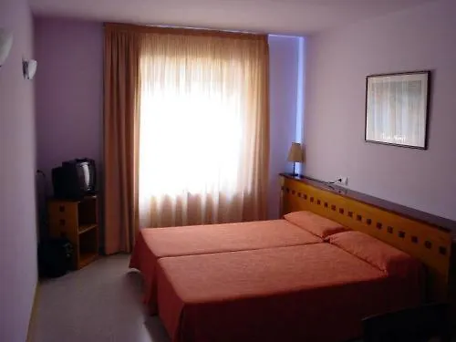 Ibis Montmelo Granollers Hotell 2*,